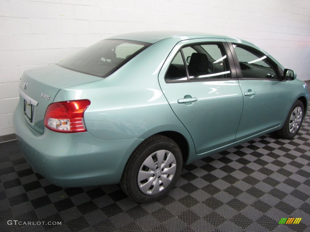 2010 Yaris Sedan - Jade Sea Metallic / Dark Charcoal photo #4