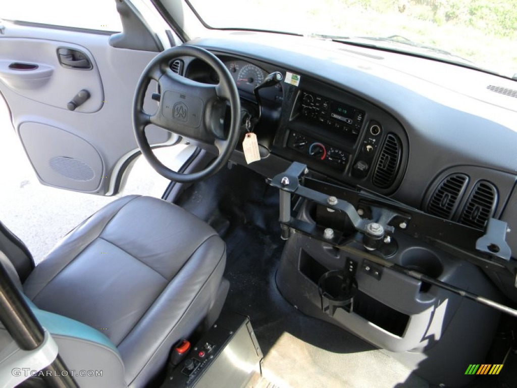 2000 Dodge Ram Van 3500 Passenger Wheelchair Access Controls Photo #62893607