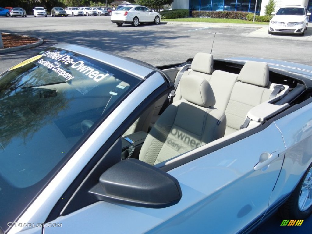 2011 Mustang V6 Convertible - Ingot Silver Metallic / Stone photo #10