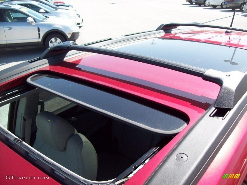 2012 Chevrolet Traverse LT Sunroof Photo #62895207