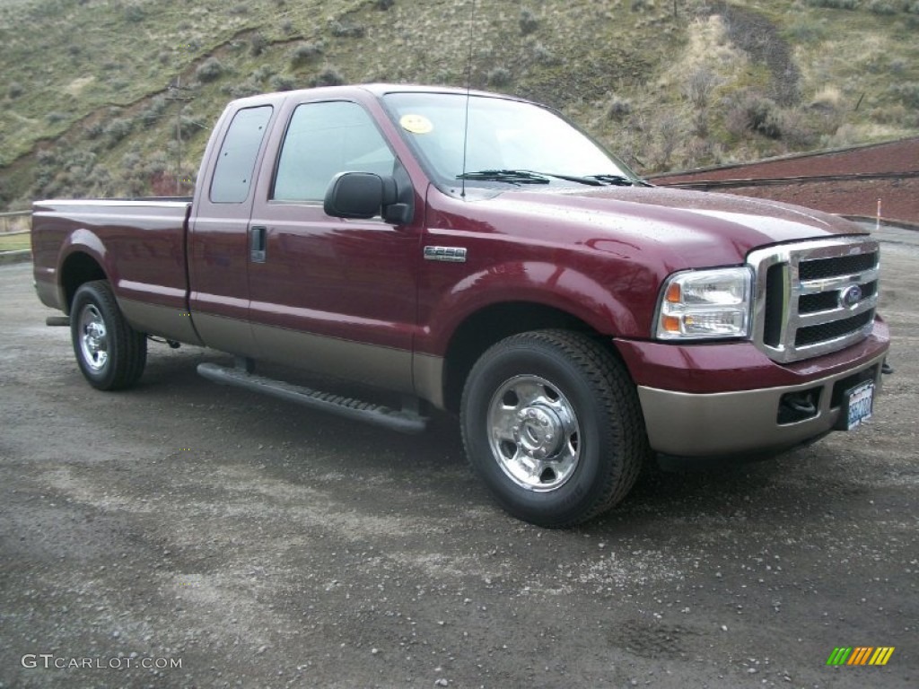 2007 F250 Super Duty XLT SuperCab 4x4 - Dark Toreador Red Metallic / Tan photo #1