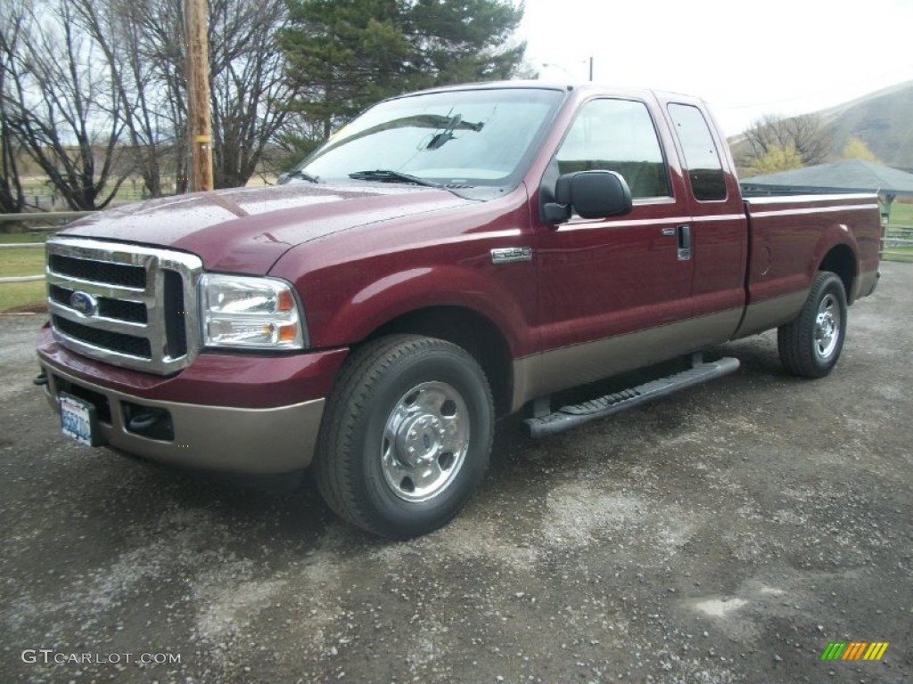 2007 F250 Super Duty XLT SuperCab 4x4 - Dark Toreador Red Metallic / Tan photo #5