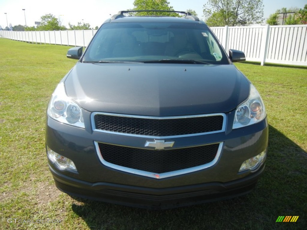 2009 Traverse LTZ - Silver Moss Metallic / Light Gray/Ebony photo #2