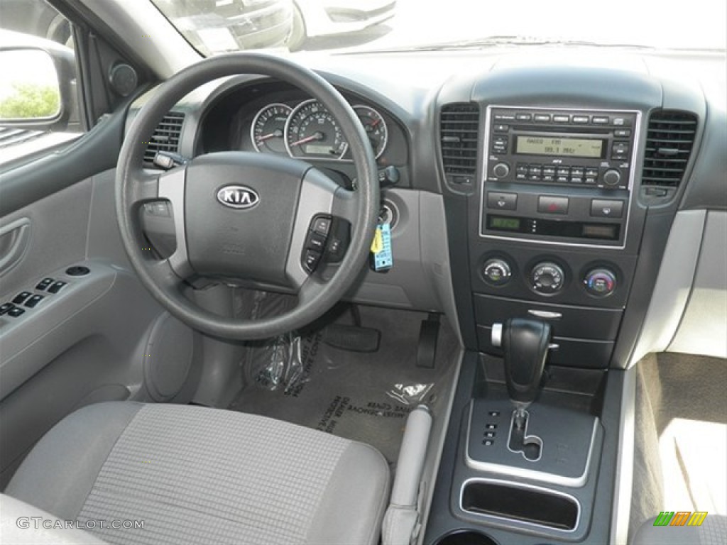 2009 Kia Sorento LX Dashboard Photos