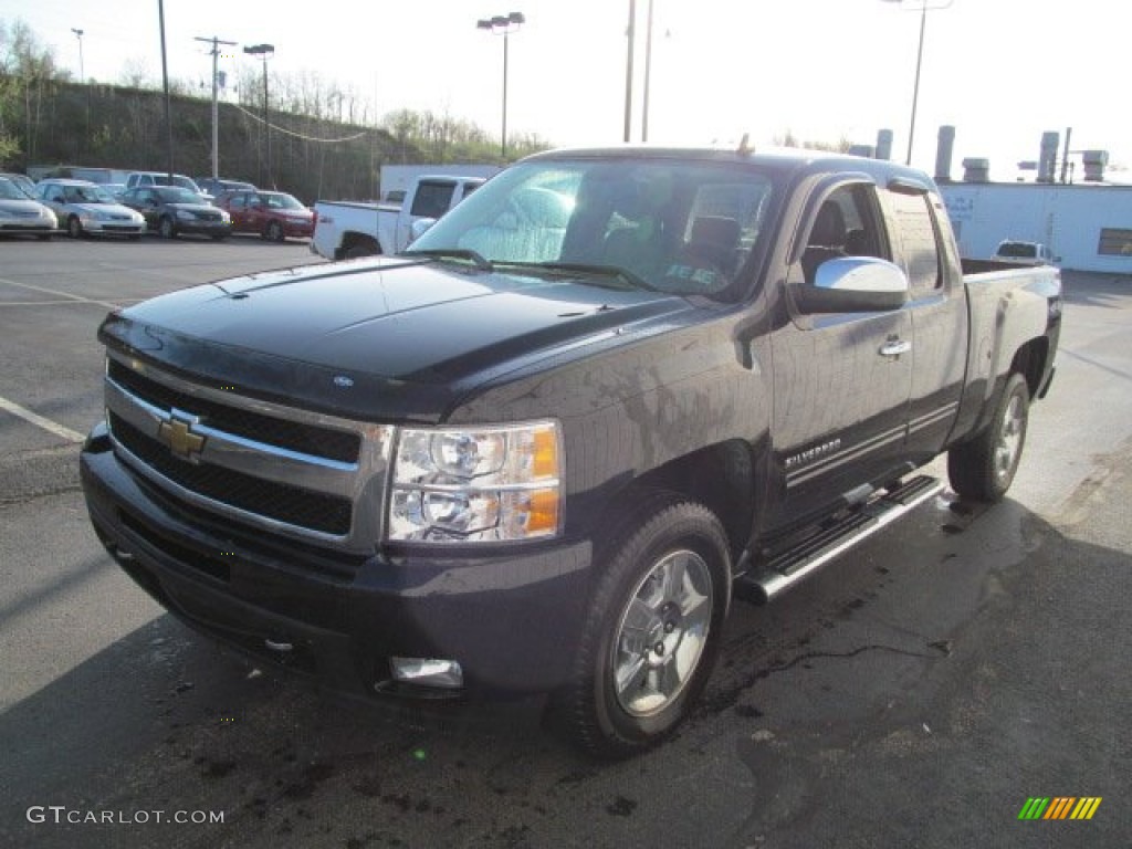 2011 Silverado 1500 LTZ Extended Cab 4x4 - Black / Ebony photo #4