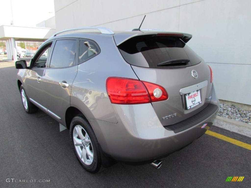 2011 Rogue SV AWD - Platinum Graphite / Black photo #5