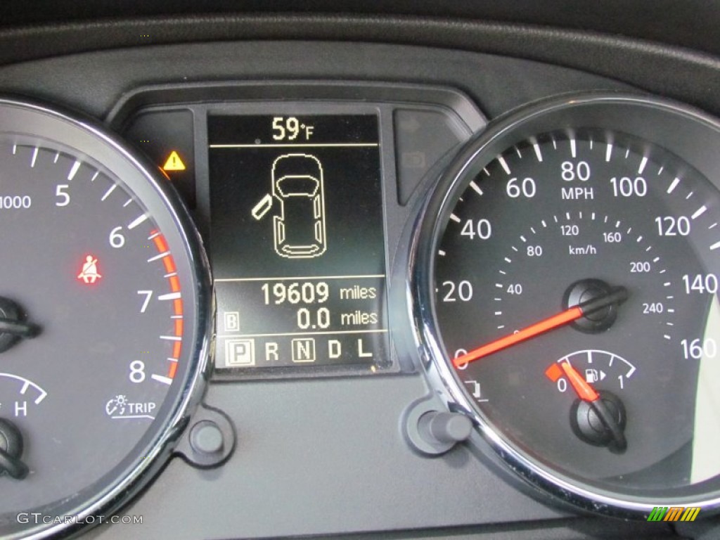 2011 Rogue SV AWD - Platinum Graphite / Black photo #14