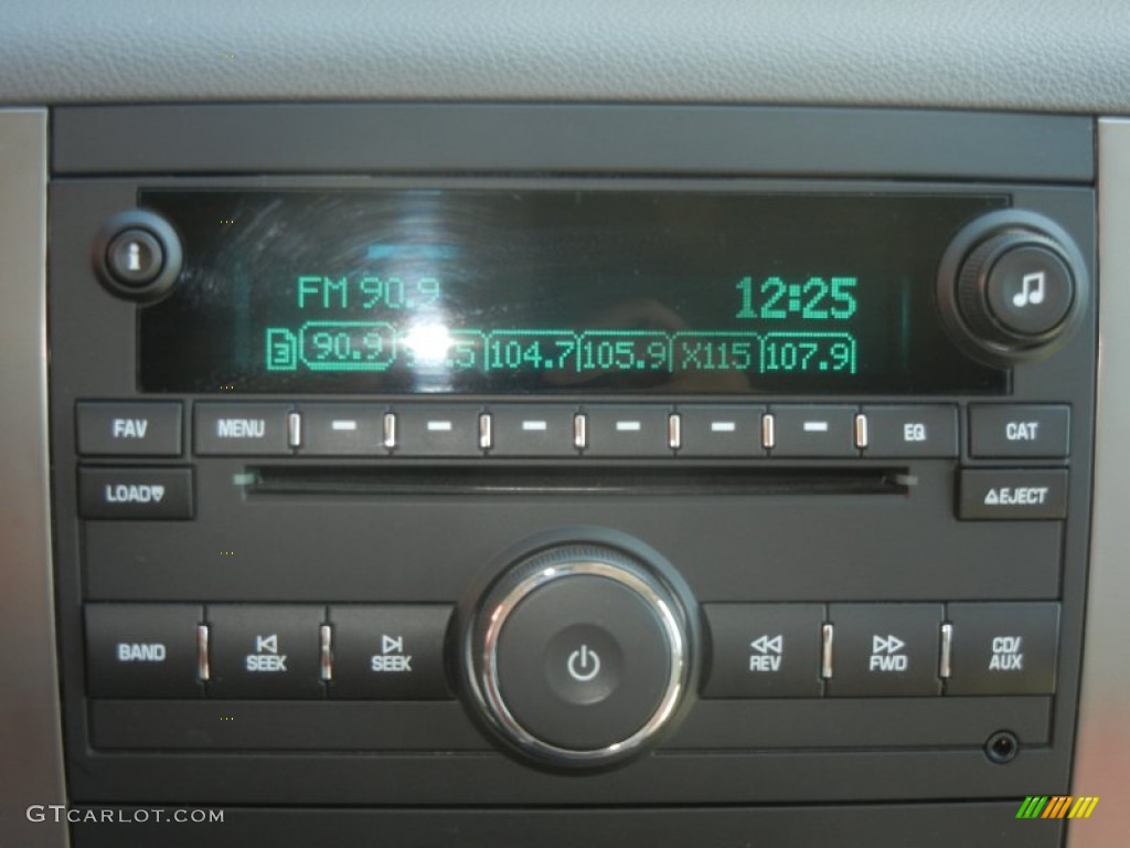 2007 GMC Sierra 1500 SLT Crew Cab Controls Photo #62908556