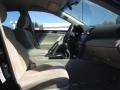 Black - Camry  Photo No. 14