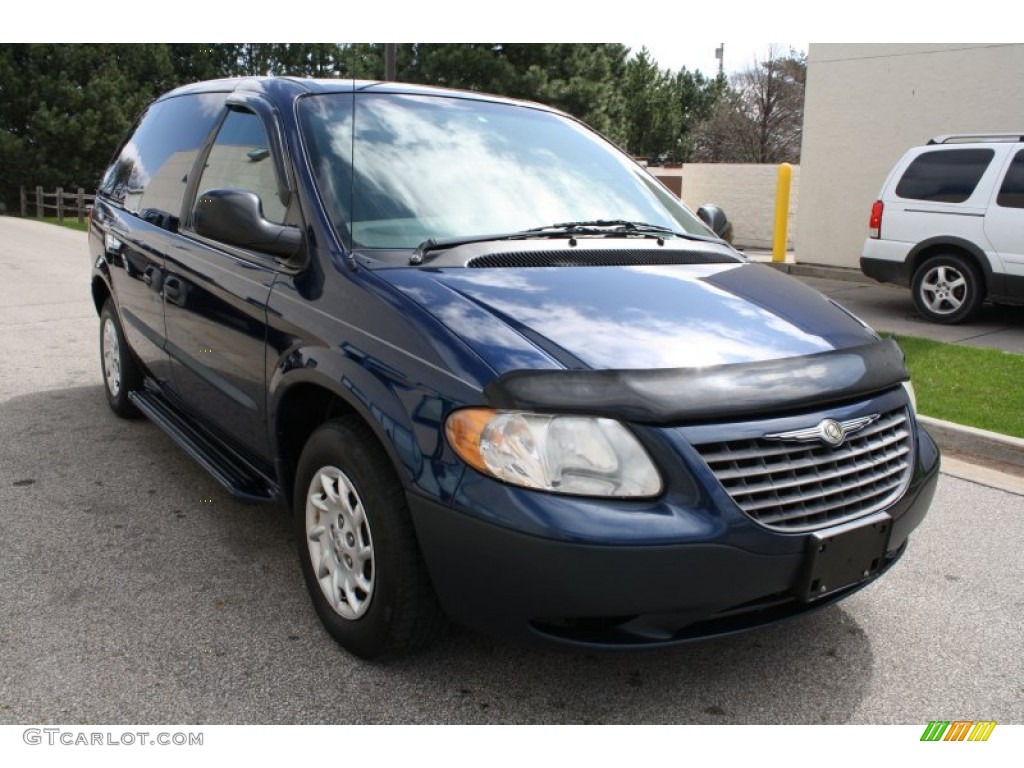 Patriot Blue Pearl Chrysler Voyager