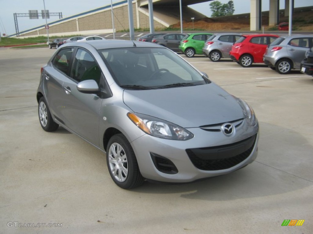 2012 MAZDA2 Sport - Liquid Silver Metallic / Black photo #7