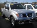 2006 Radiant Silver Nissan Frontier SE King Cab 4x4  photo #15