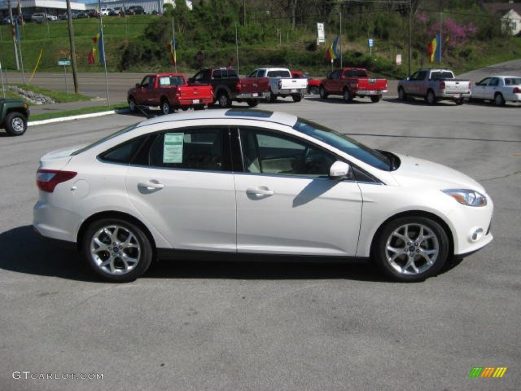 2012 Focus SEL Sedan - White Platinum Tricoat Metallic / Stone photo #5