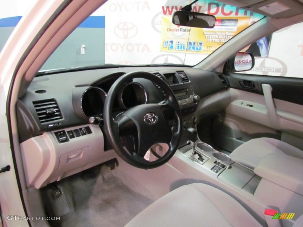 2009 Highlander V6 4WD - Blizzard White Pearl / Ash photo #14