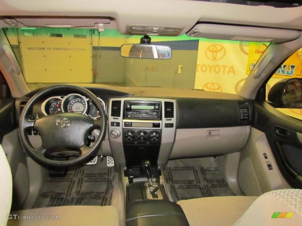 2004 4Runner SR5 4x4 - Galactic Gray Mica / Stone photo #12