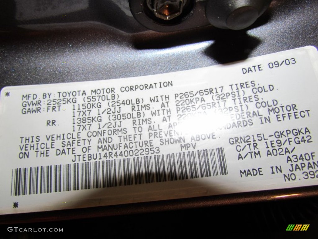 2004 4Runner SR5 4x4 - Galactic Gray Mica / Stone photo #17