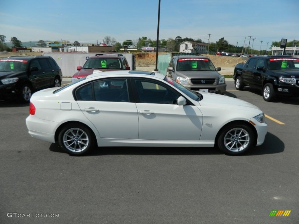 2010 3 Series 328i Sedan - Alpine White / Black photo #6