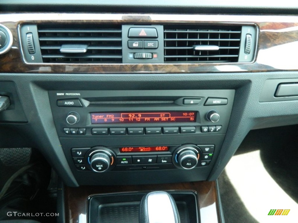 2010 3 Series 328i Sedan - Alpine White / Black photo #16