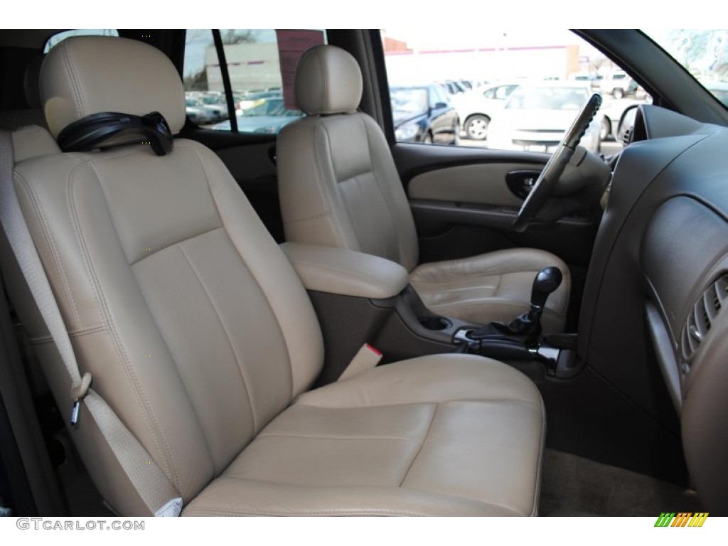 Cashmere Interior 2006 Buick Rainier CXL AWD Photo #62923924