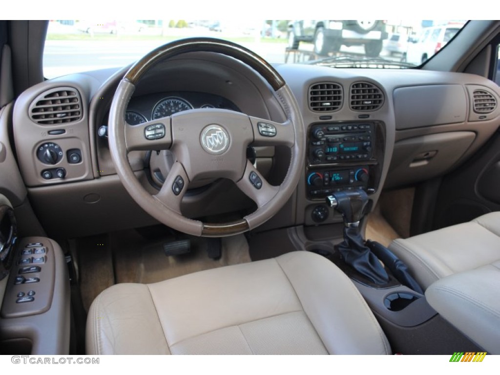 2006 Buick Rainier CXL AWD Cashmere Dashboard Photo #62923970