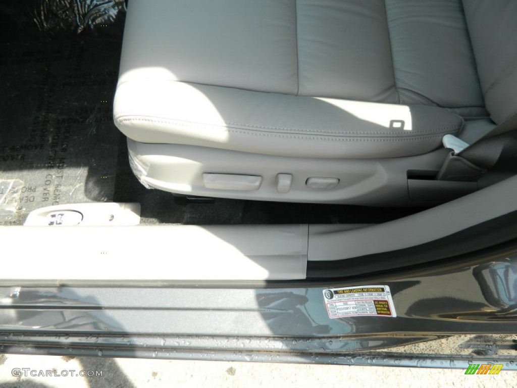 2012 Accord EX-L V6 Sedan - Polished Metal Metallic / Gray photo #11