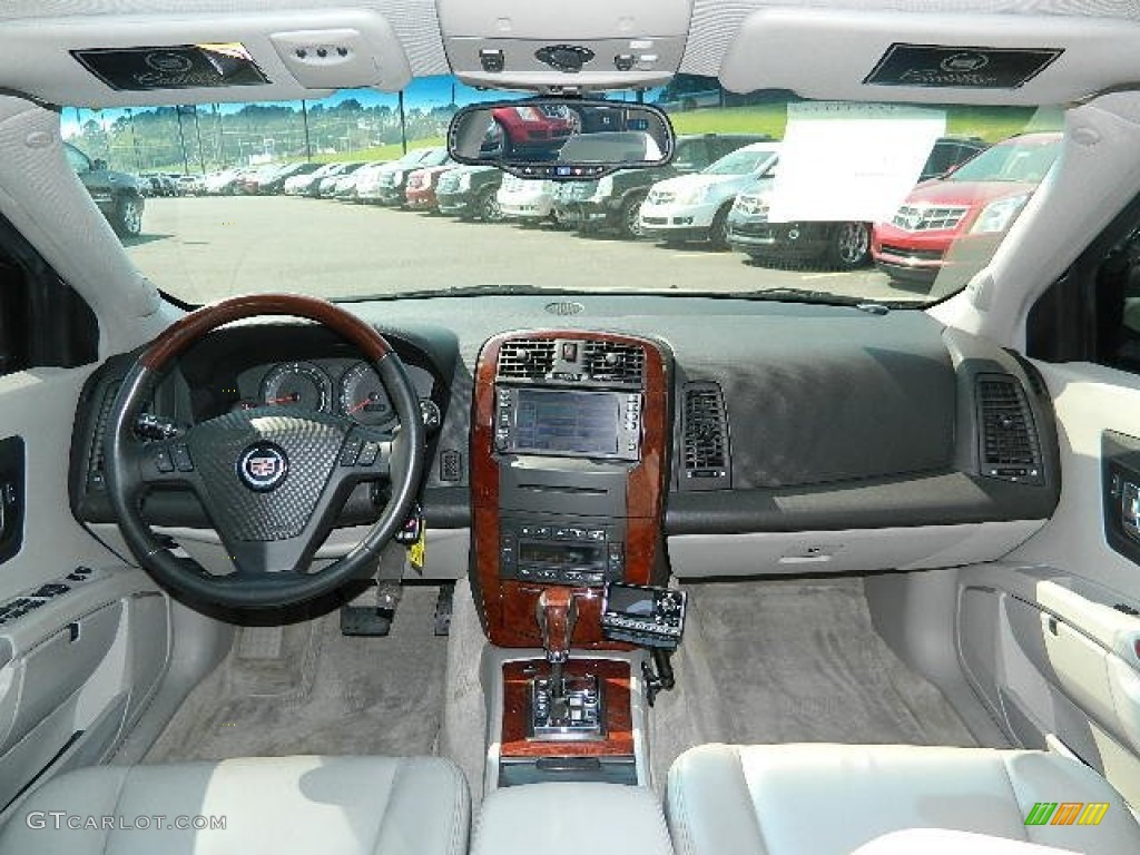 2004 SRX V6 AWD - Blue Chip Metallic / Light Gray photo #16