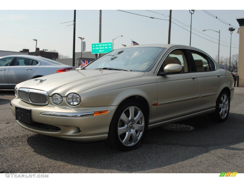 2006 X-Type 3.0 - Winter Gold Metallic / Champagne photo #1