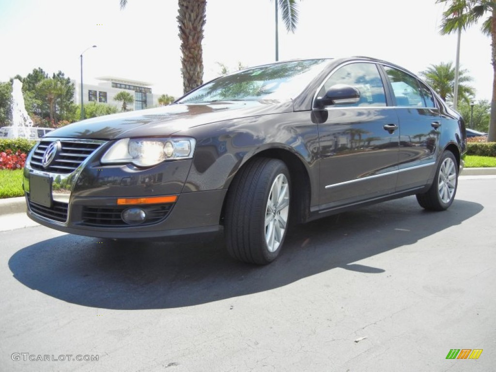 Mocha Brown 2006 Volkswagen Passat 3.6 Sedan Exterior Photo #62931668