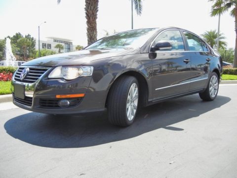 2006 Volkswagen Passat 3.6 Sedan Data, Info and Specs