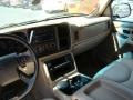 Black - Tahoe Z71 4x4 Photo No. 19