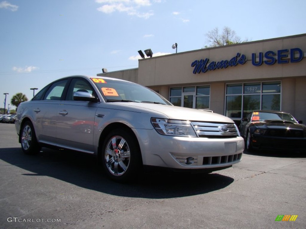 2009 Taurus Limited - Brilliant Silver Metallic / Medium Light Stone photo #2