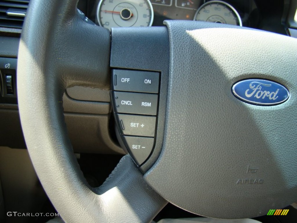 2009 Taurus Limited - Brilliant Silver Metallic / Medium Light Stone photo #23
