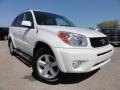 Super White - RAV4 4WD Photo No. 1