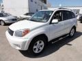 Super White - RAV4 4WD Photo No. 2