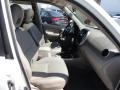 Super White - RAV4 4WD Photo No. 21