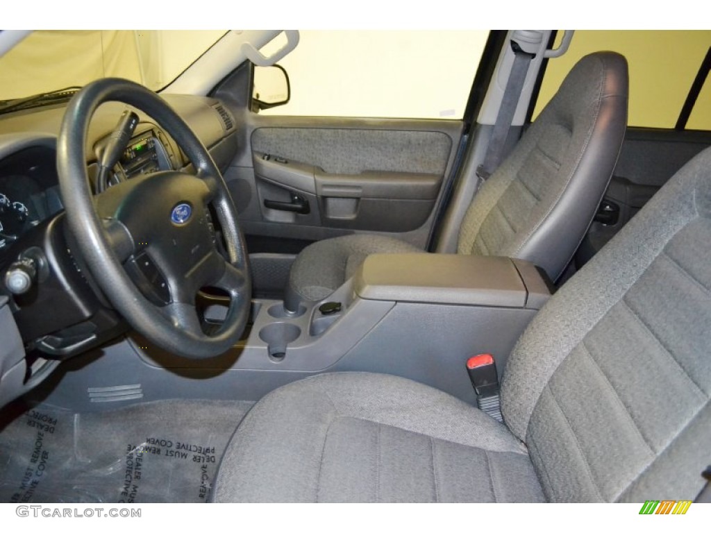2002 Explorer XLS - Black Clearcoat / Graphite photo #11