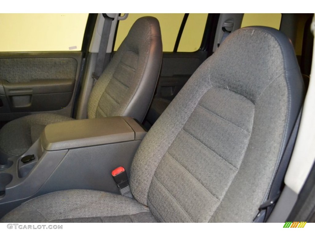 2002 Explorer XLS - Black Clearcoat / Graphite photo #12