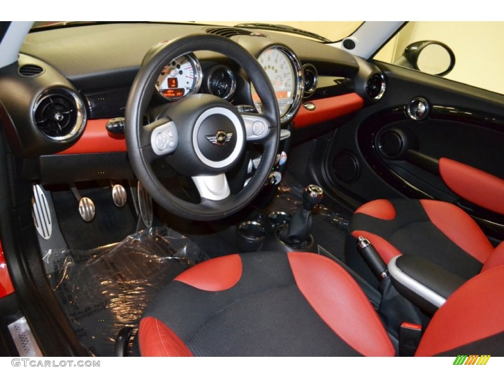 Black/Rooster Red Interior 2009 Mini Cooper S Clubman Photo #62946024