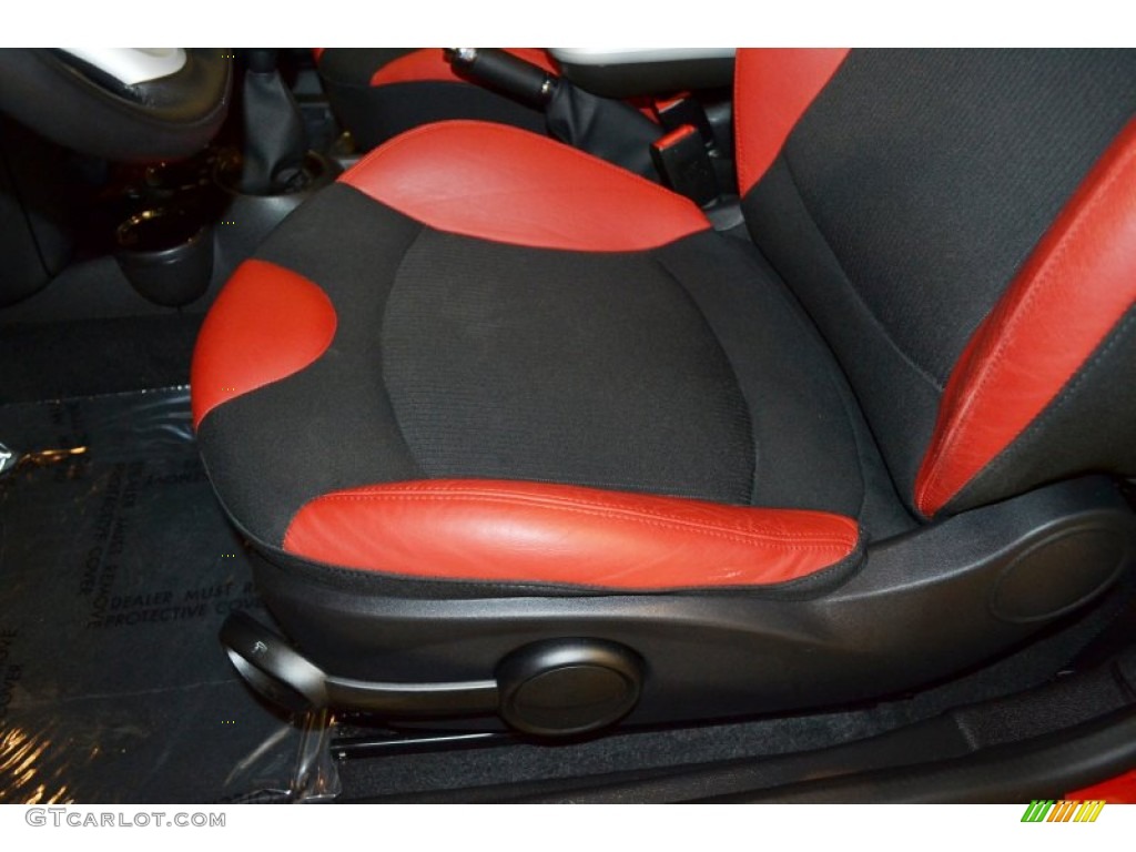 Black/Rooster Red Interior 2009 Mini Cooper S Clubman Photo #62946051
