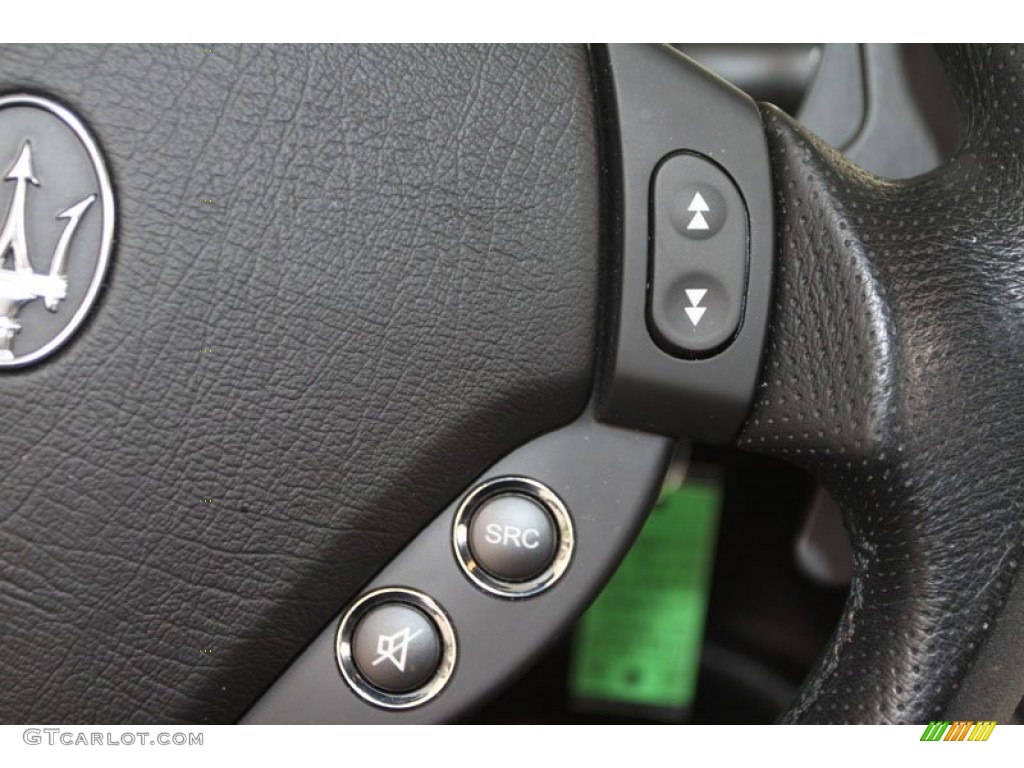 2009 Maserati GranTurismo S Controls Photo #62953071