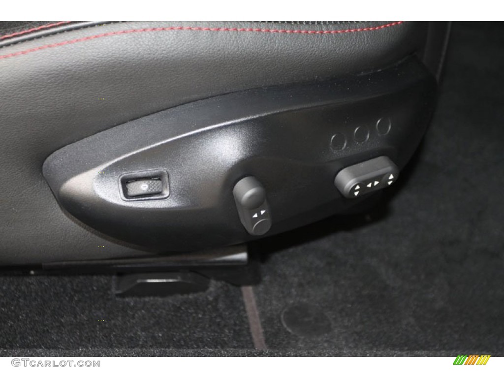 2009 Maserati GranTurismo S Controls Photo #62953220