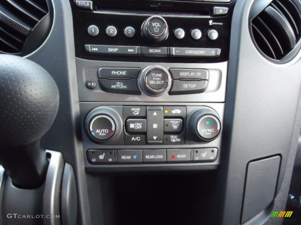 2012 Honda Pilot EX-L 4WD Controls Photo #62955192