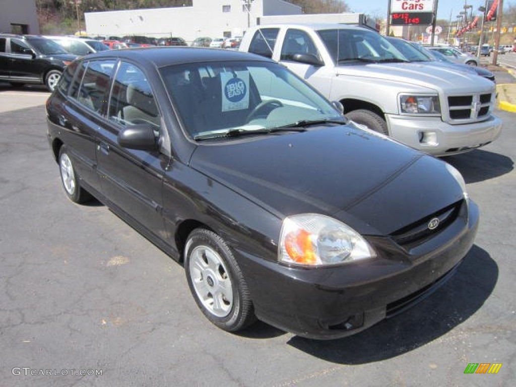 2004 Rio Cinco Wagon - Midnight Black / Gray photo #1