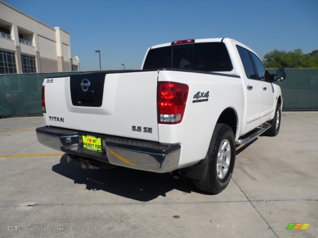 2004 Titan SE Crew Cab 4x4 - White / Graphite/Titanium photo #3