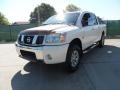 2004 White Nissan Titan SE Crew Cab 4x4  photo #7