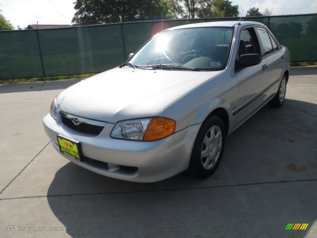 2000 Protege DX - Highlight Silver Metallic / Gray photo #7