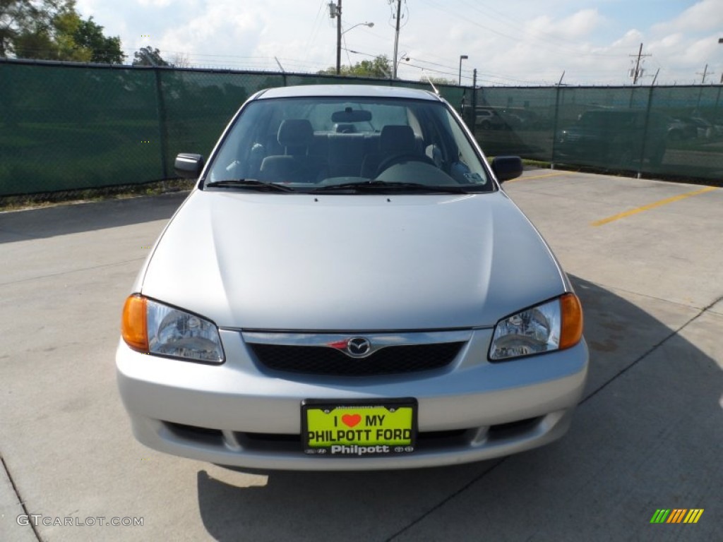 2000 Protege DX - Highlight Silver Metallic / Gray photo #8