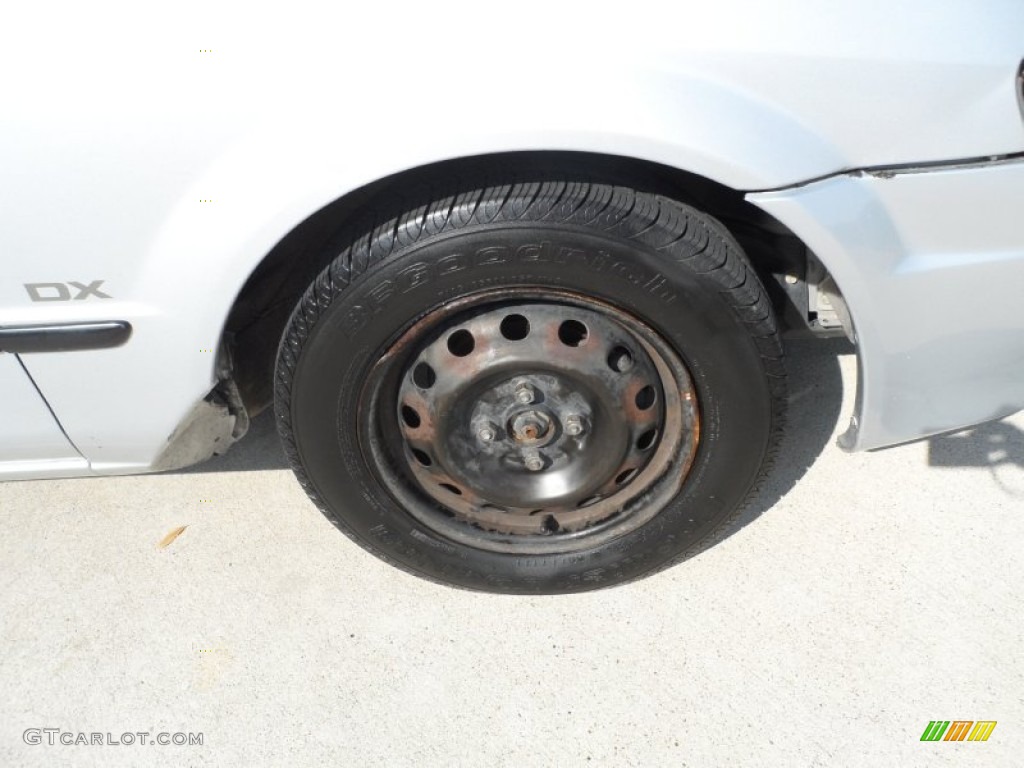 2000 Protege DX - Highlight Silver Metallic / Gray photo #15