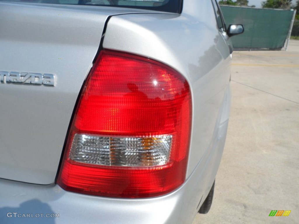 2000 Protege DX - Highlight Silver Metallic / Gray photo #19