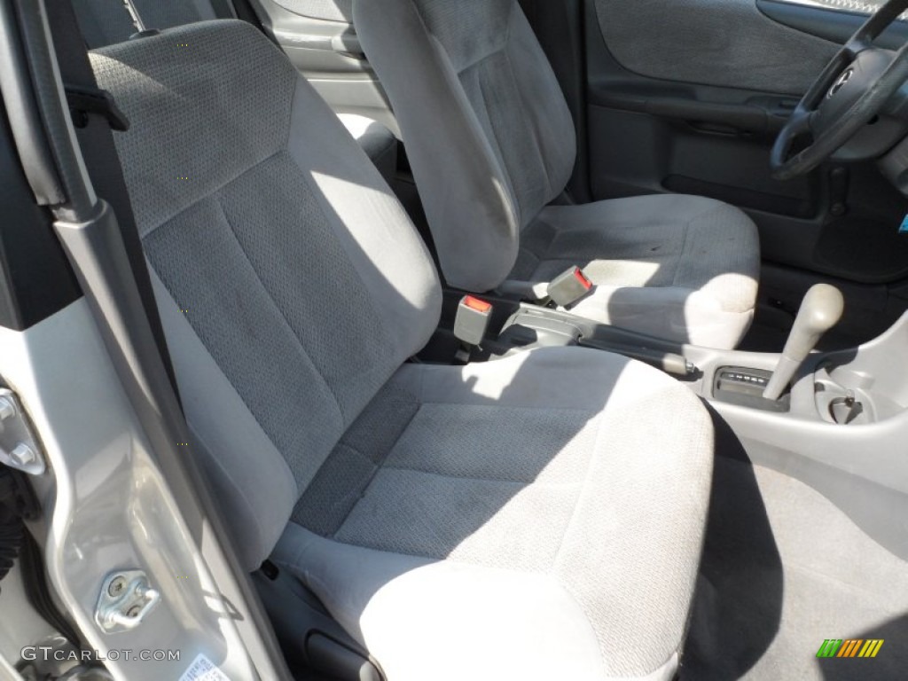 2000 Protege DX - Highlight Silver Metallic / Gray photo #27